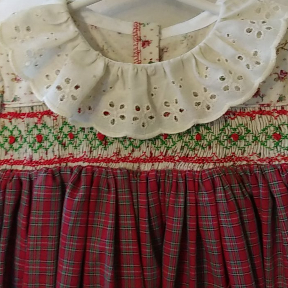 Dress - Picture 3 of 3